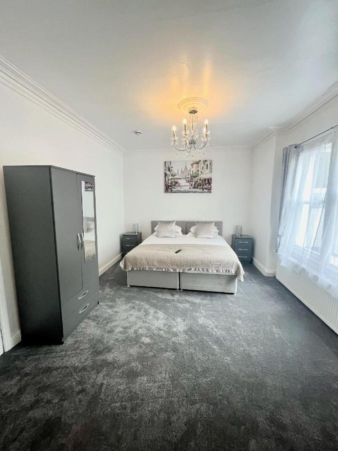 Hotel Bay Court à Llandudno Extérieur photo